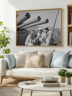 Три моряка в белой форме - 3