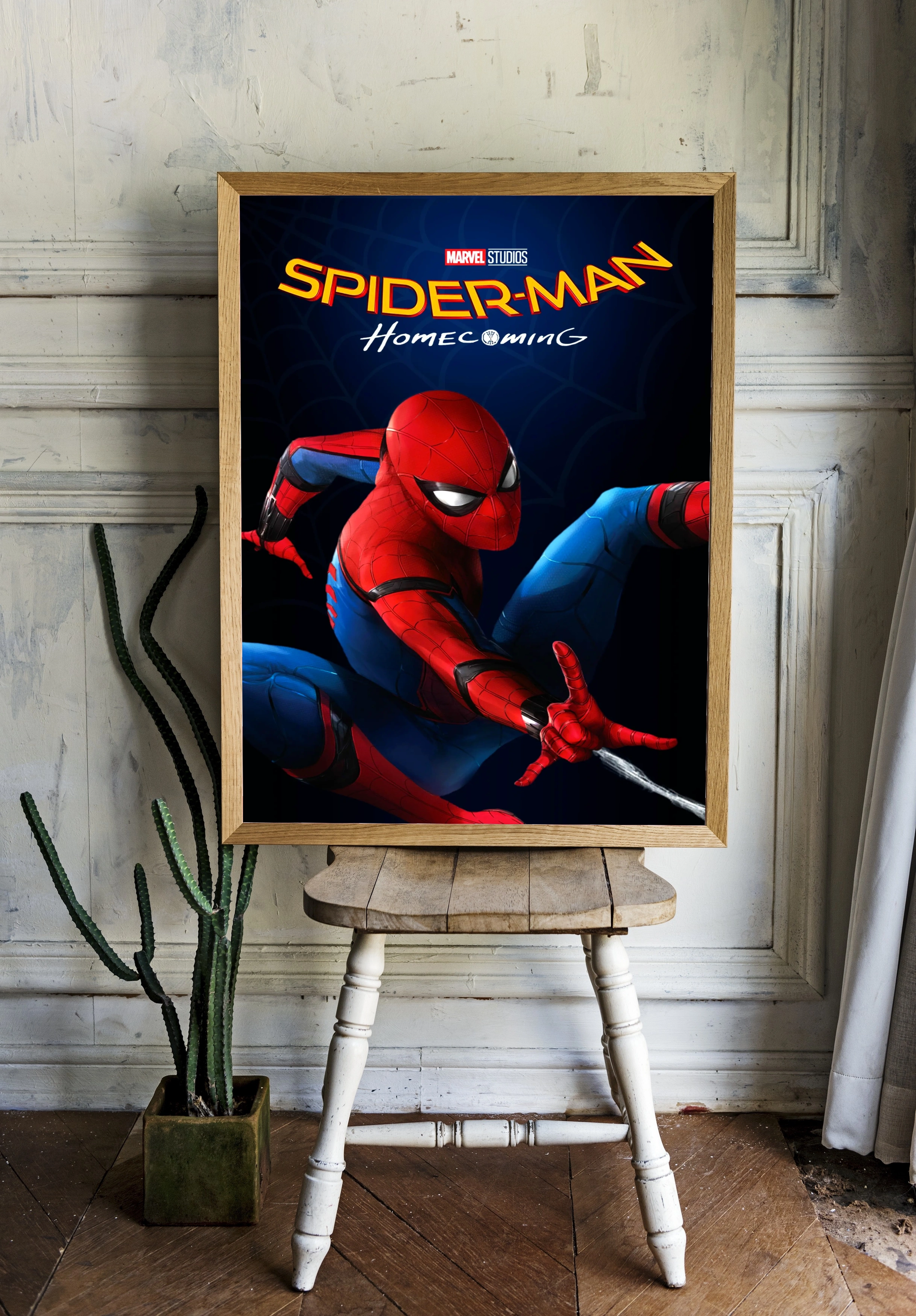 Человек-паук в ярком костюме - 2