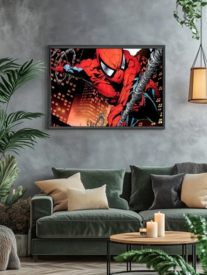 Экшн момент с Человеком-пауком на фоне небоскребов - 5