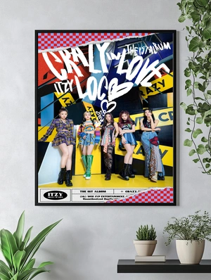 ITZY — Crazy in Love - 4
