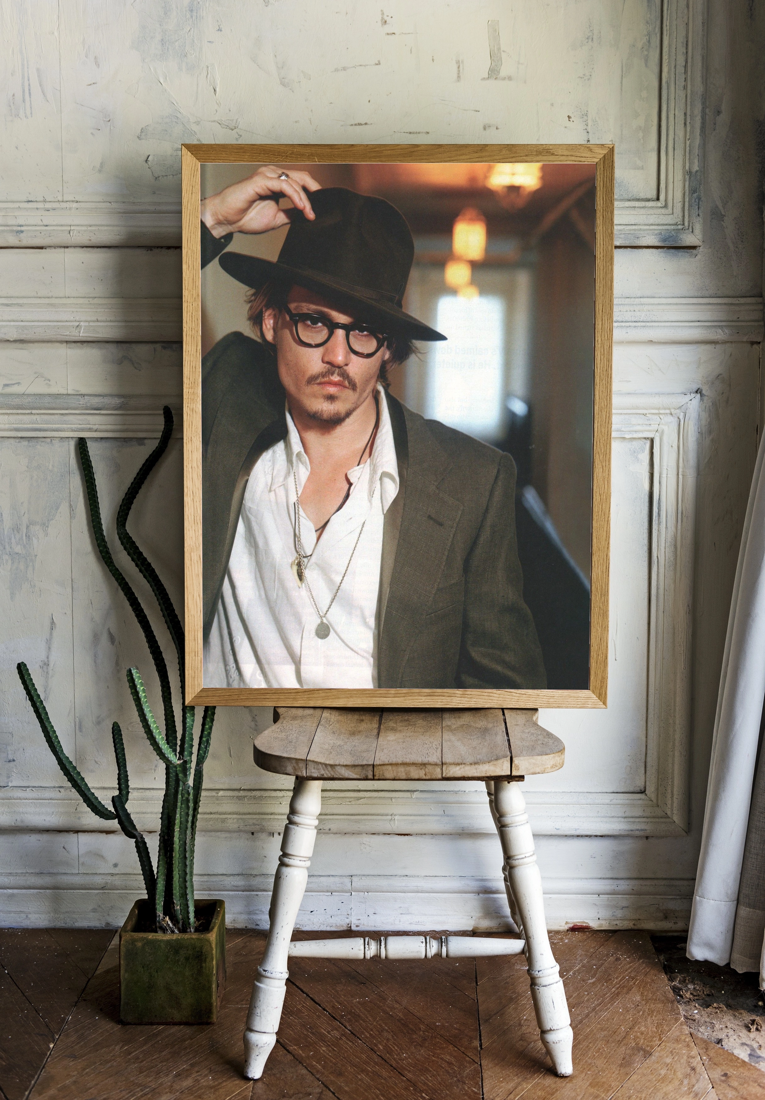 Джонни Депп с шляпой и очками - 2