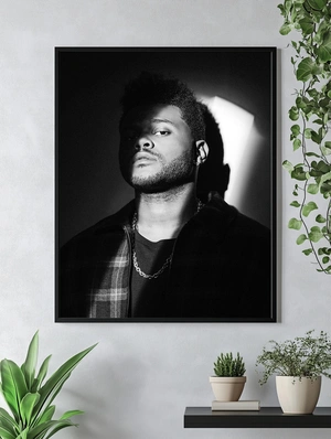 Портрет The Weeknd в задумчивом настроении - 4