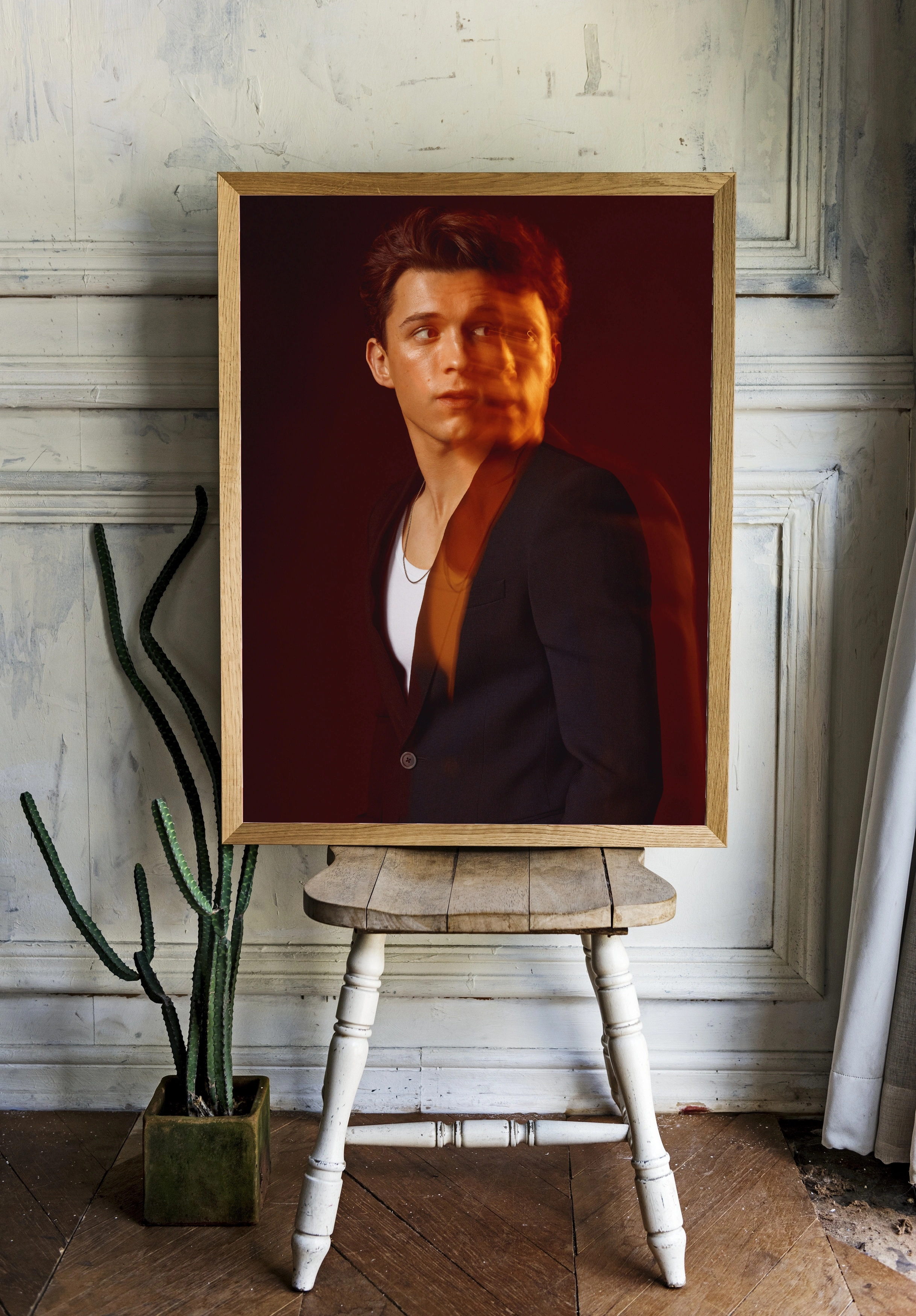 Том Холланд в классическом стиле - 2