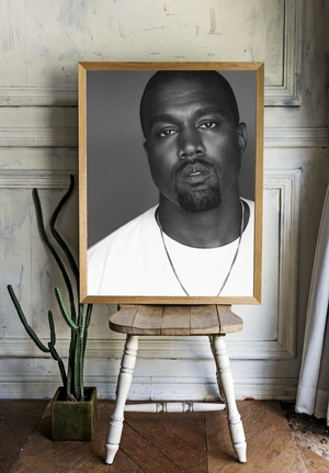 Черно-белый портрет Kanye West - 2