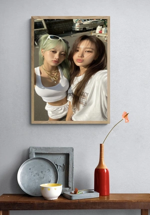 Две подруги на солнечной улице - 4