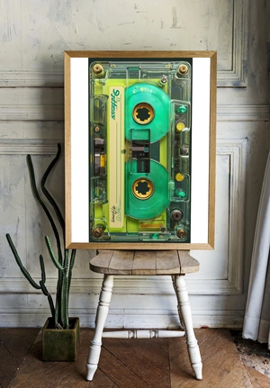 Яркая кассета в ретро-стиле - 2