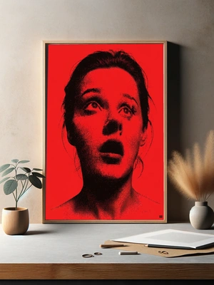 Эмоциональный портрет на ярком фоне - 3