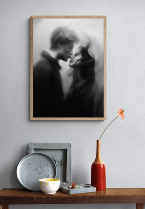 Эмоциональный поцелуй в черно-белом - 4