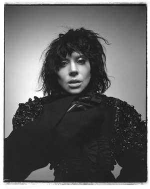 Lady Gaga — Глубокий взгляд - 1