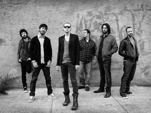 Группа Linkin Park в чёрно-белом стиле - 1
