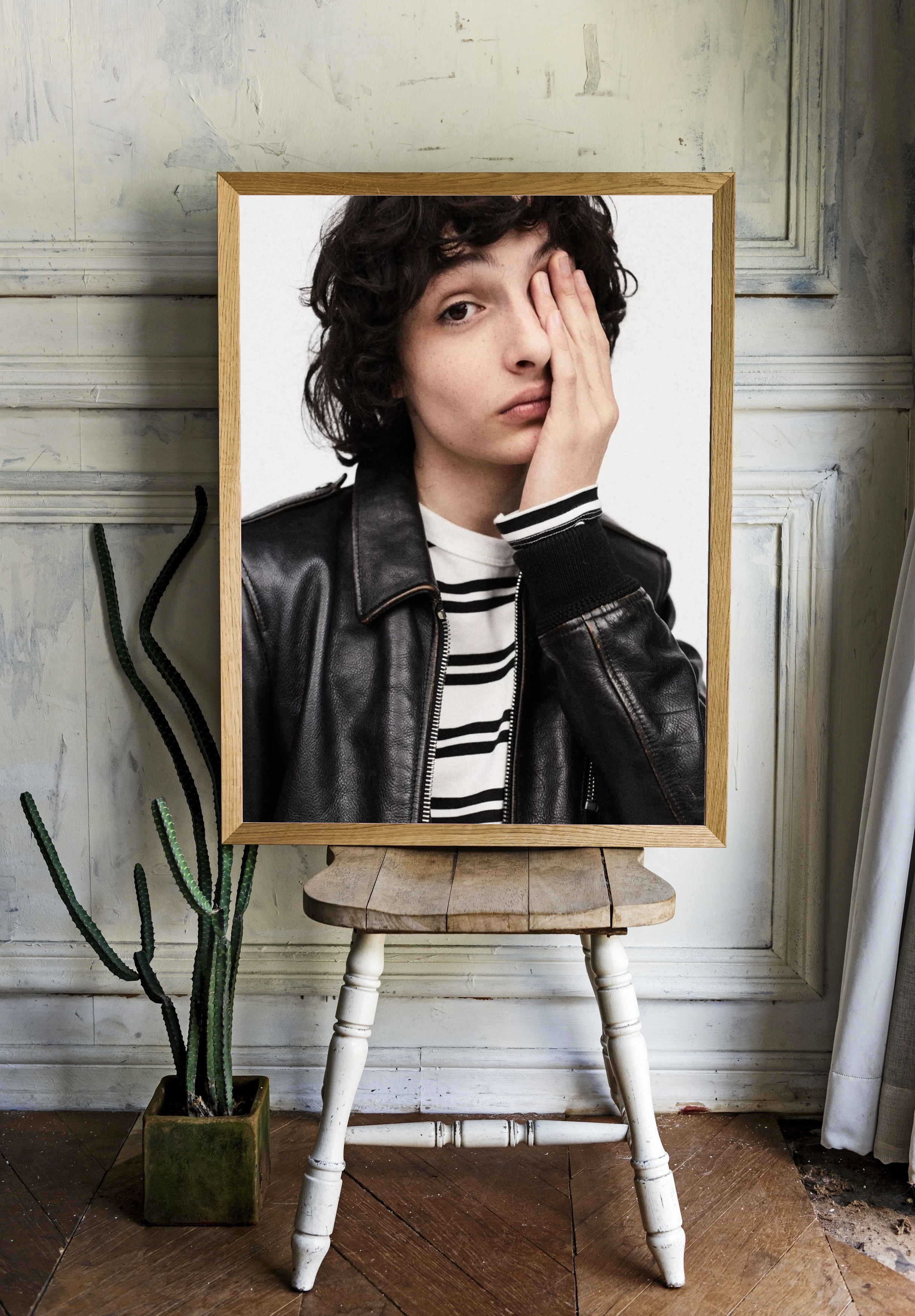 Финн Вулфард в деталях - 2