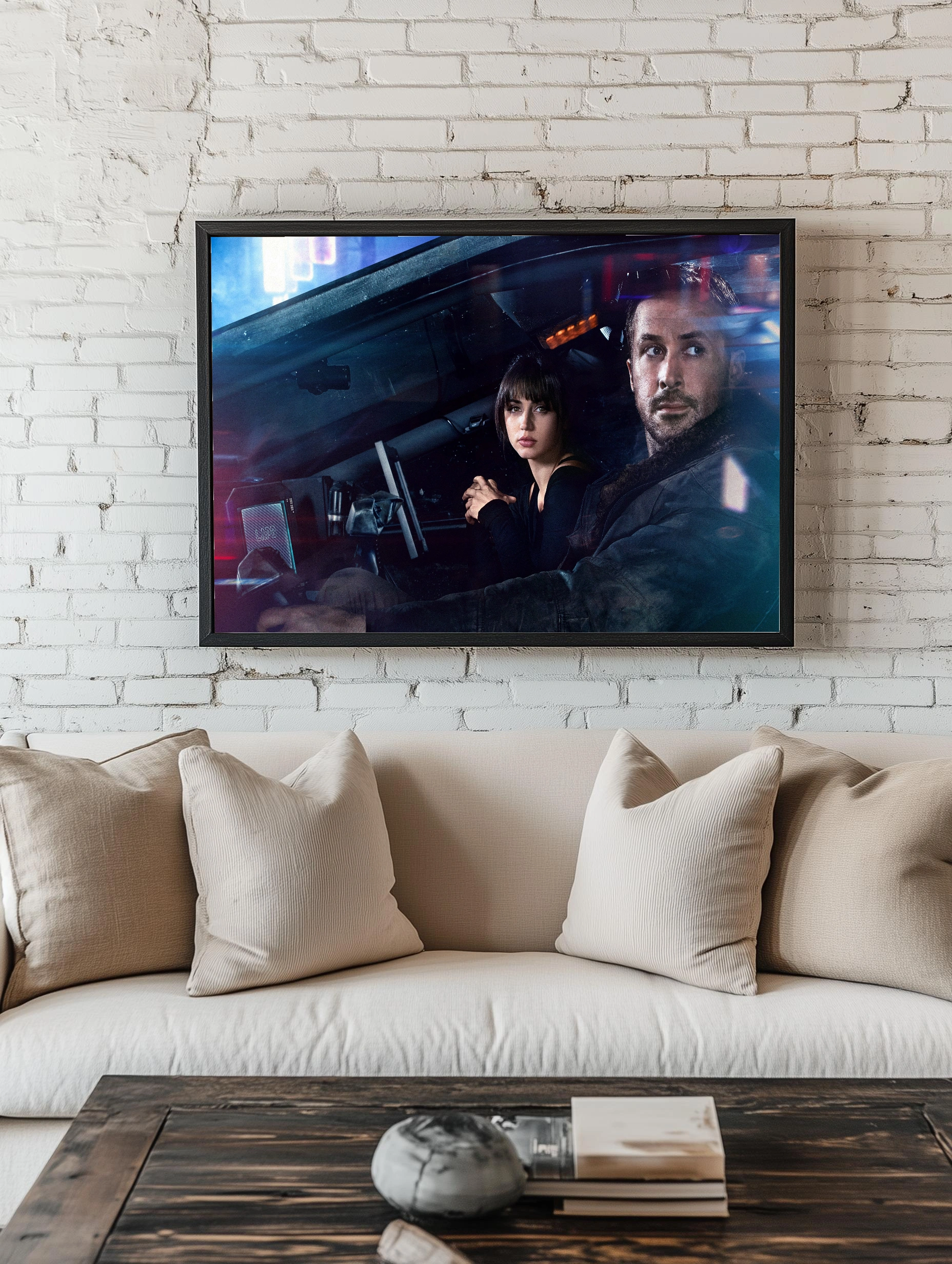 Райан Гослинг и Ана де Армас в киберпанковской атмосфере - 2