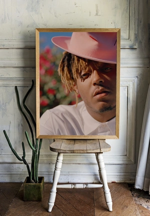 Juice WRLD в розовой шляпе - 2