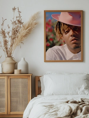 Juice WRLD в розовой шляпе - 5
