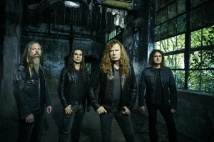 Megadeth в заброшенном здании - 1