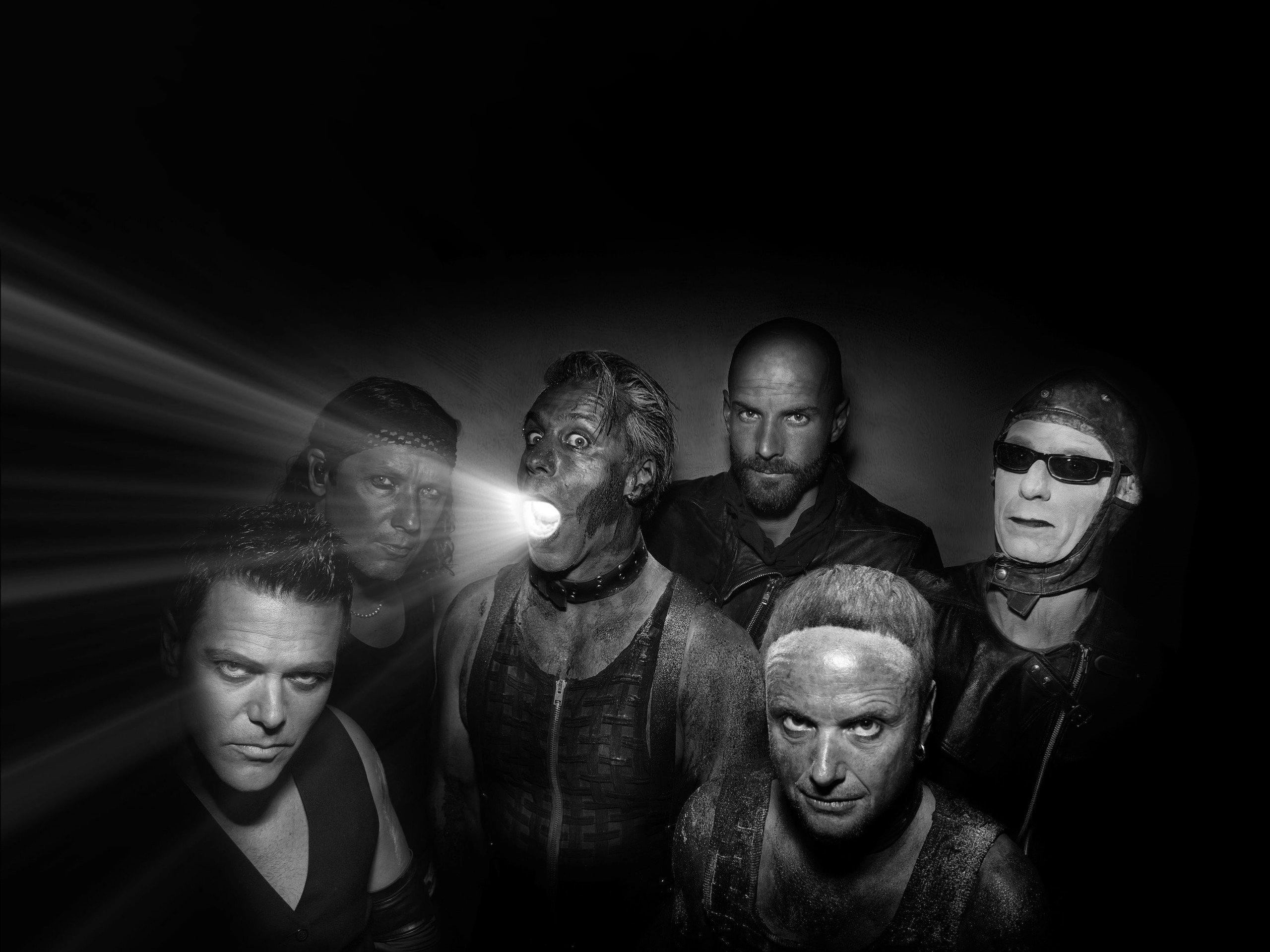 Rammstein — Темный индустриальный стиль - 1