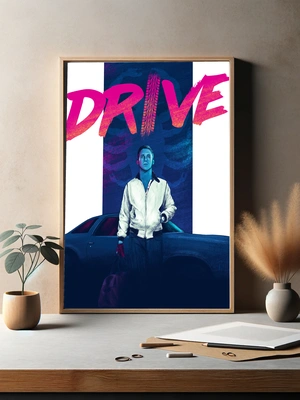 Drive — Городской нуар в синем и розовом - 3