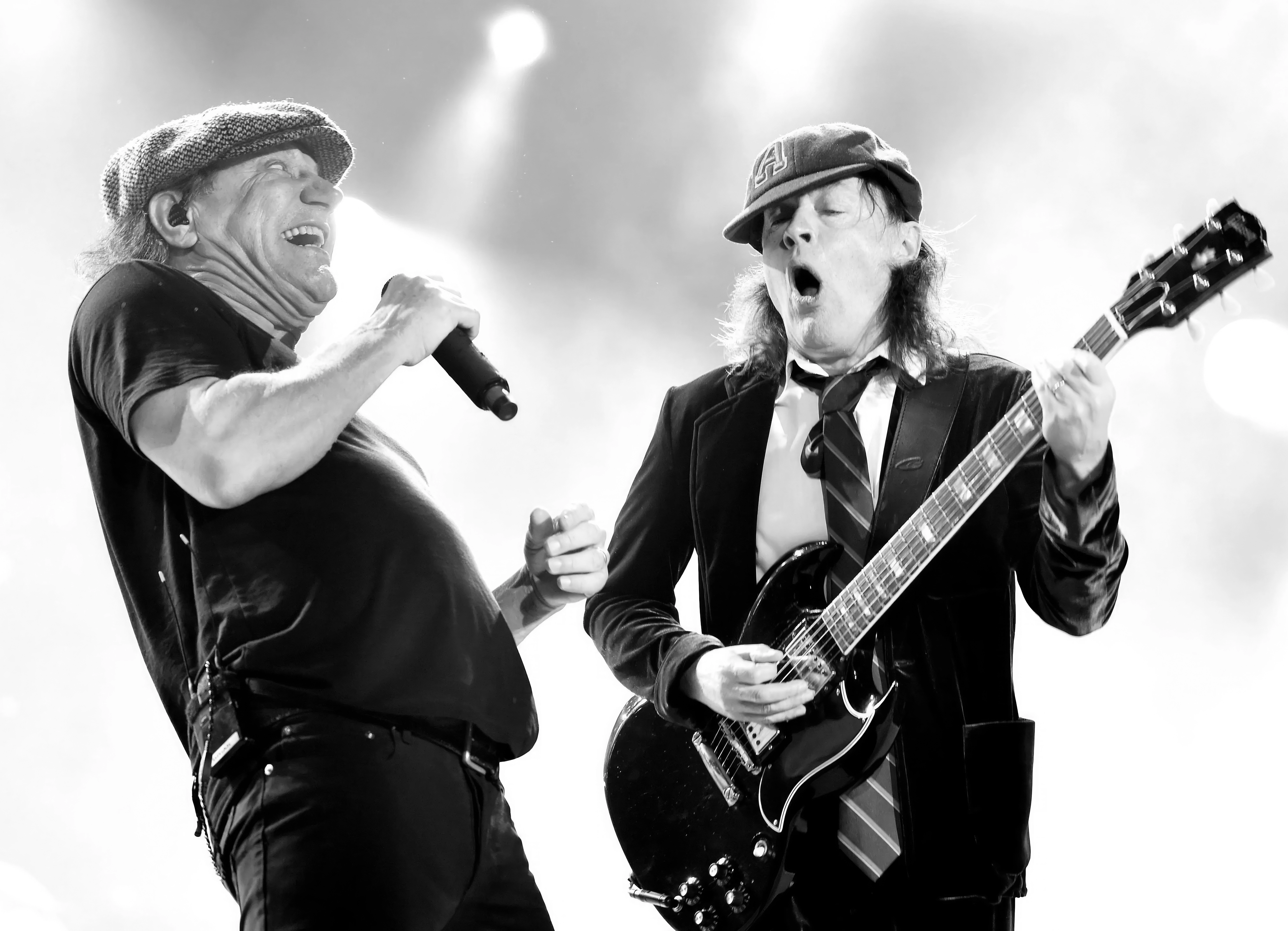 AC/DC — Let There Be Rock - 1