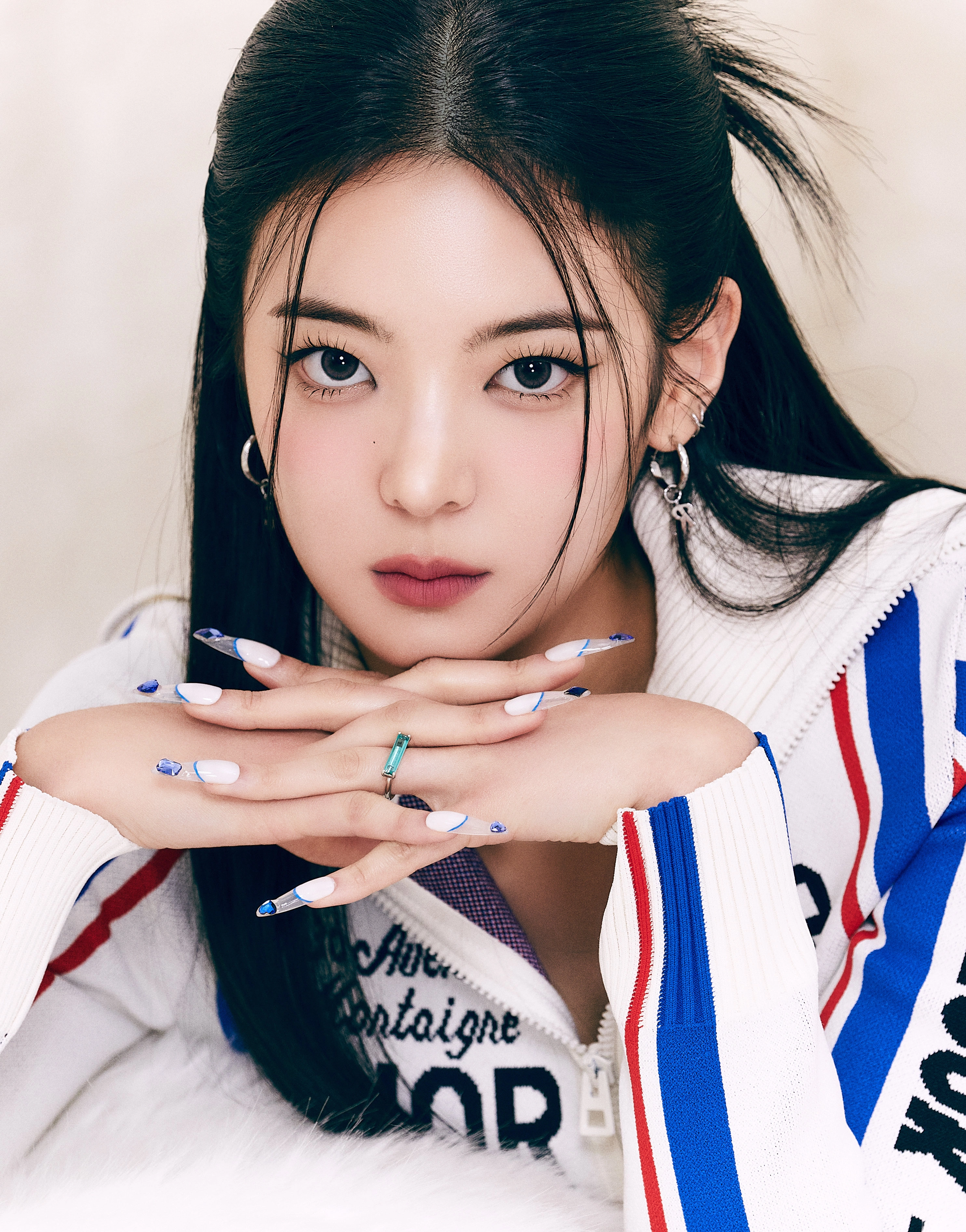 Певица Лиа — Группа ITZY - 1