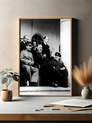 Историческая встреча лидеров — Иосиф Сталин, Франклин Рузвельт, Уинстон Черчилль - 3