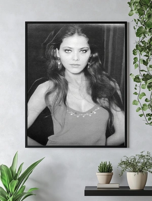 Орнелла Мути в монохроме - 4