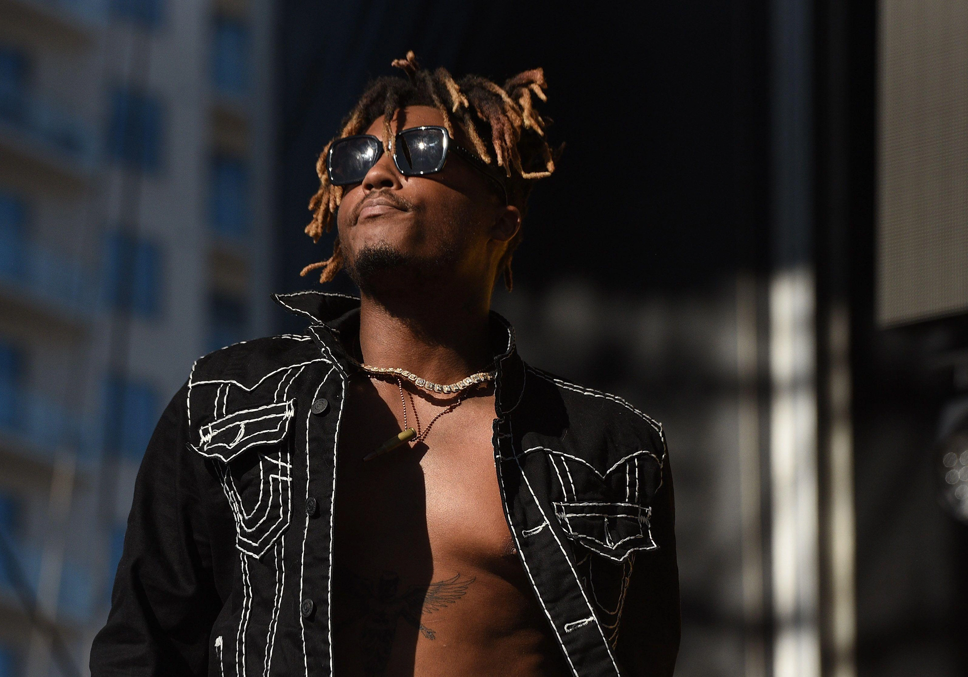 Juice WRLD в современном городском антураже - 1