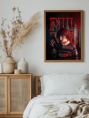 Майк из Stranger Things в загадочном лесу - 5