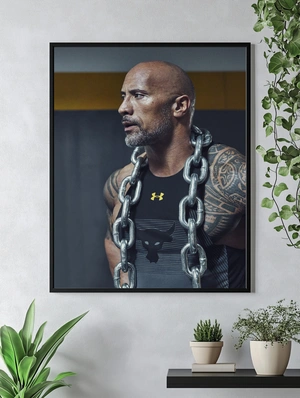 Дуэйн Джонсон с цепью - 4