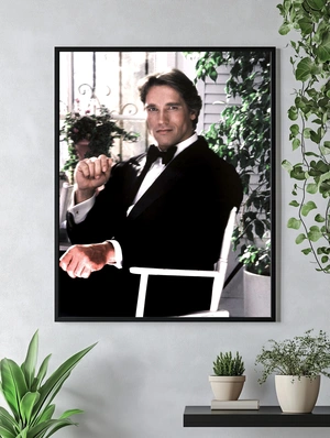 Арнольд Шварценеггер в классическом костюме - 4