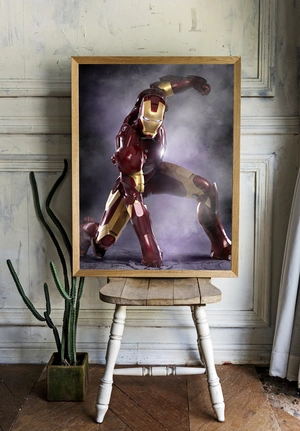 Железный Человек в динамичной позе - 2