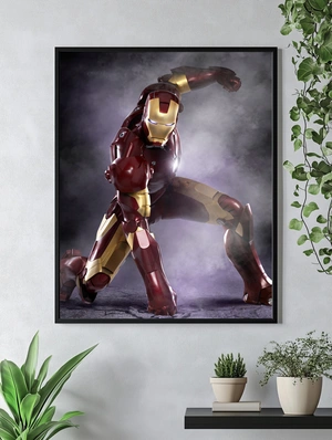 Железный Человек в динамичной позе - 4