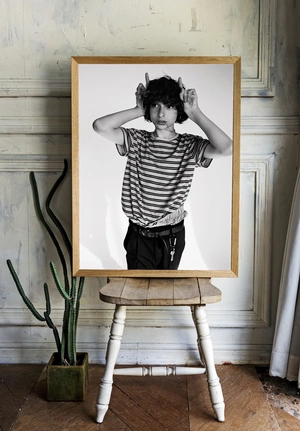 Эмоциональный портрет Финна Вулфарда в черно-белых тонах - 2