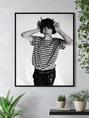 Эмоциональный портрет Финна Вулфарда в черно-белых тонах - 4