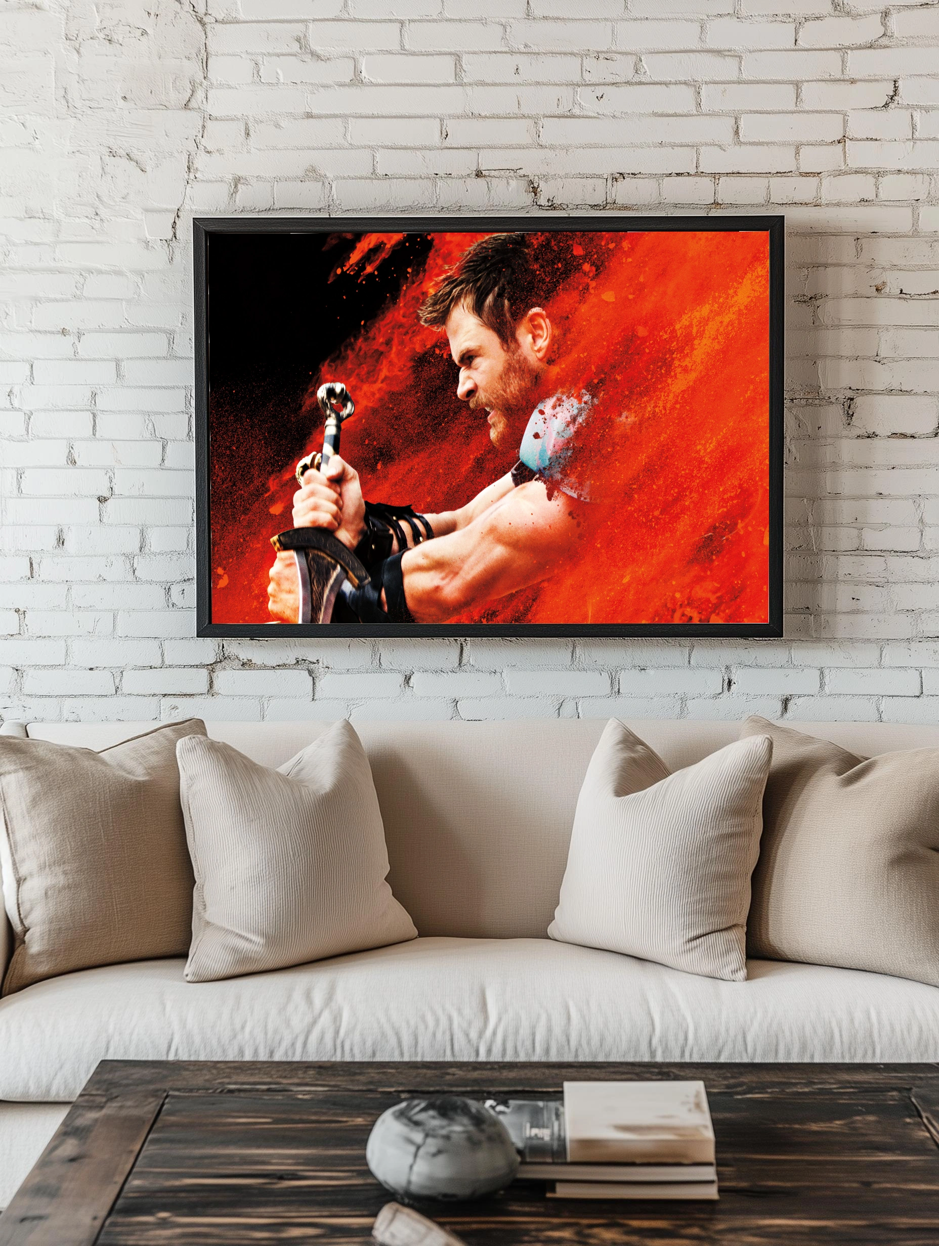 Тор в ярости с красным акцентом - 2