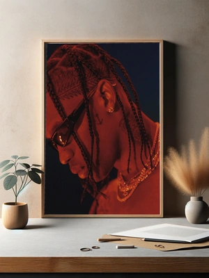 Travis Scott в красном освещении - 3