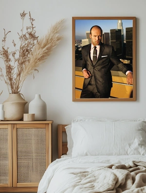 Джейсон Стэтхем на фоне мегаполиса - 5