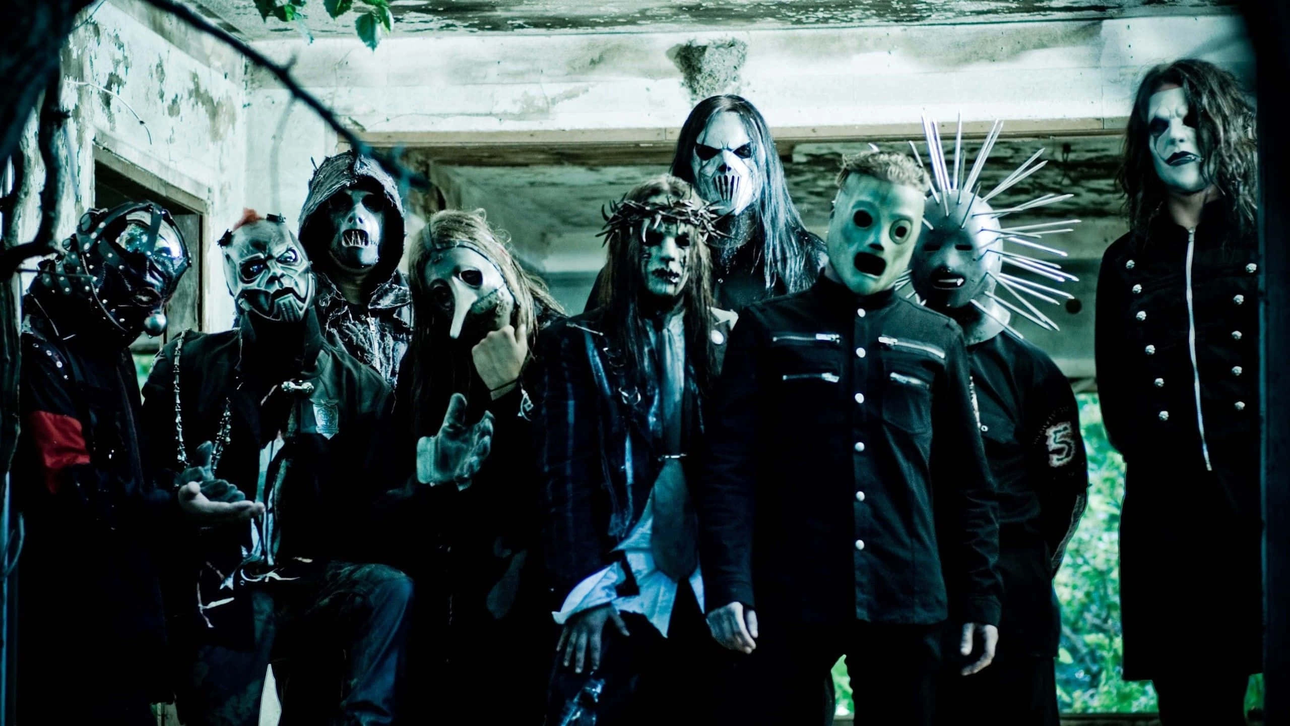 Slipknot — Тёмные маски - 1