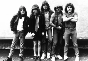 AC/DC в классическом образе - 1
