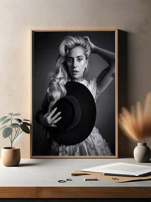 Портрет Lady Gaga в чёрно-белом стиле - 3
