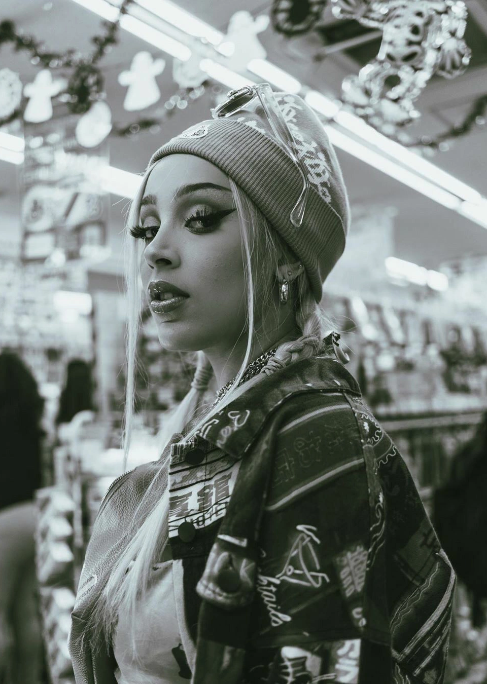 Doja Cat в уличном шике - 1
