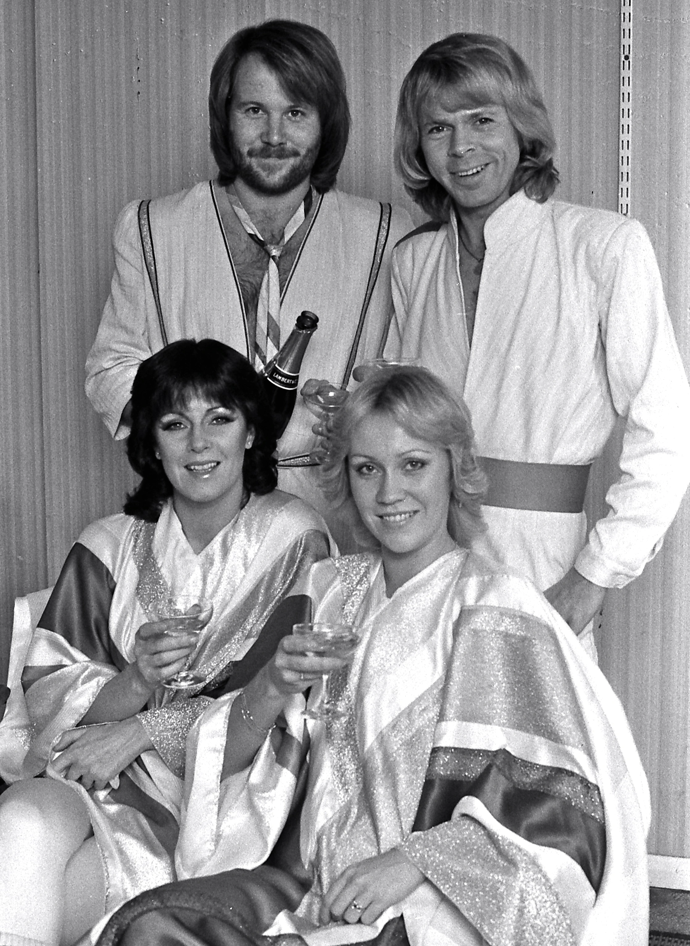 Легендарная группа ABBA в чёрно-белом стиле - 1