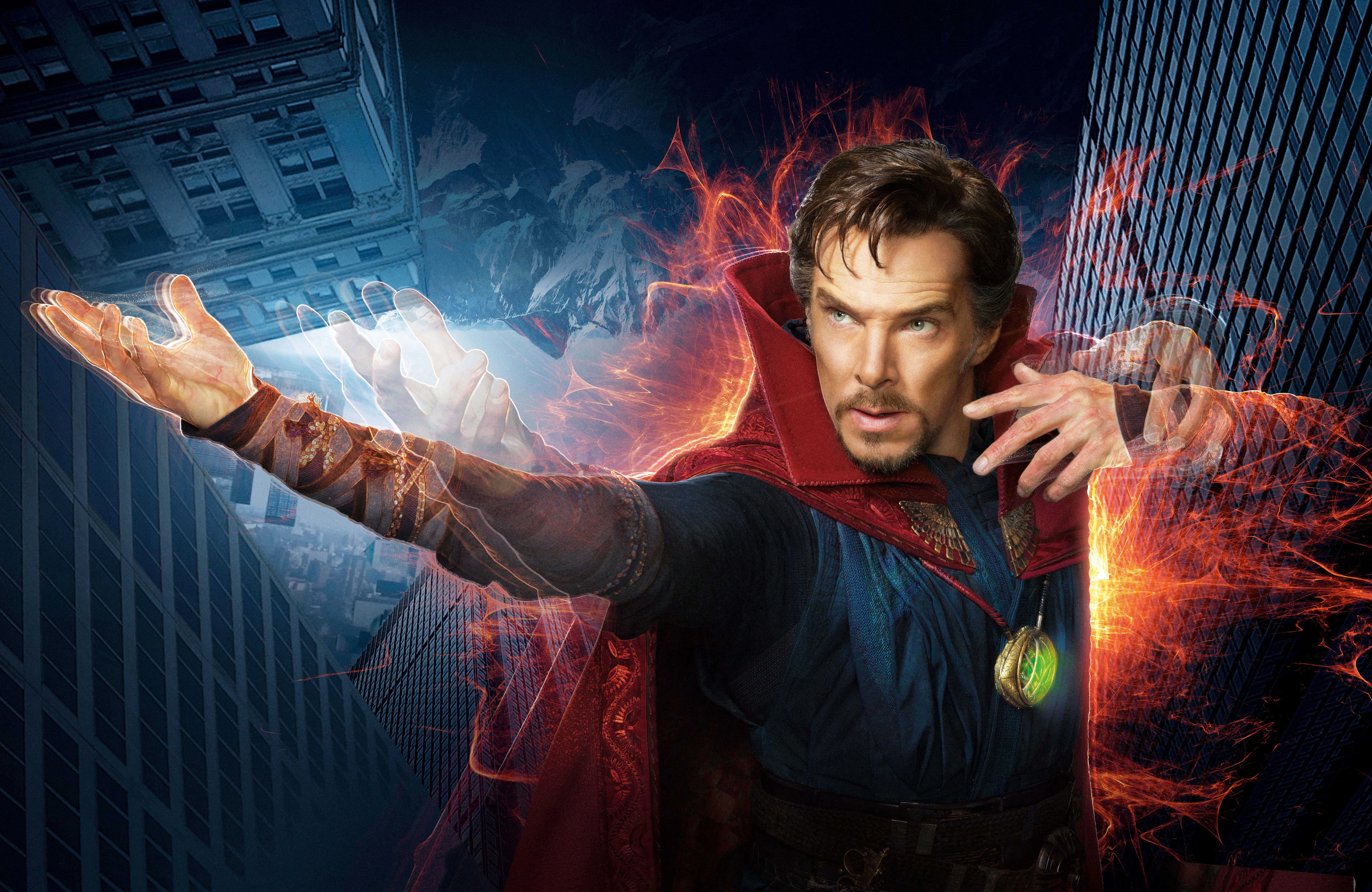 Доктор Стрэндж в действии магических способностей - 1