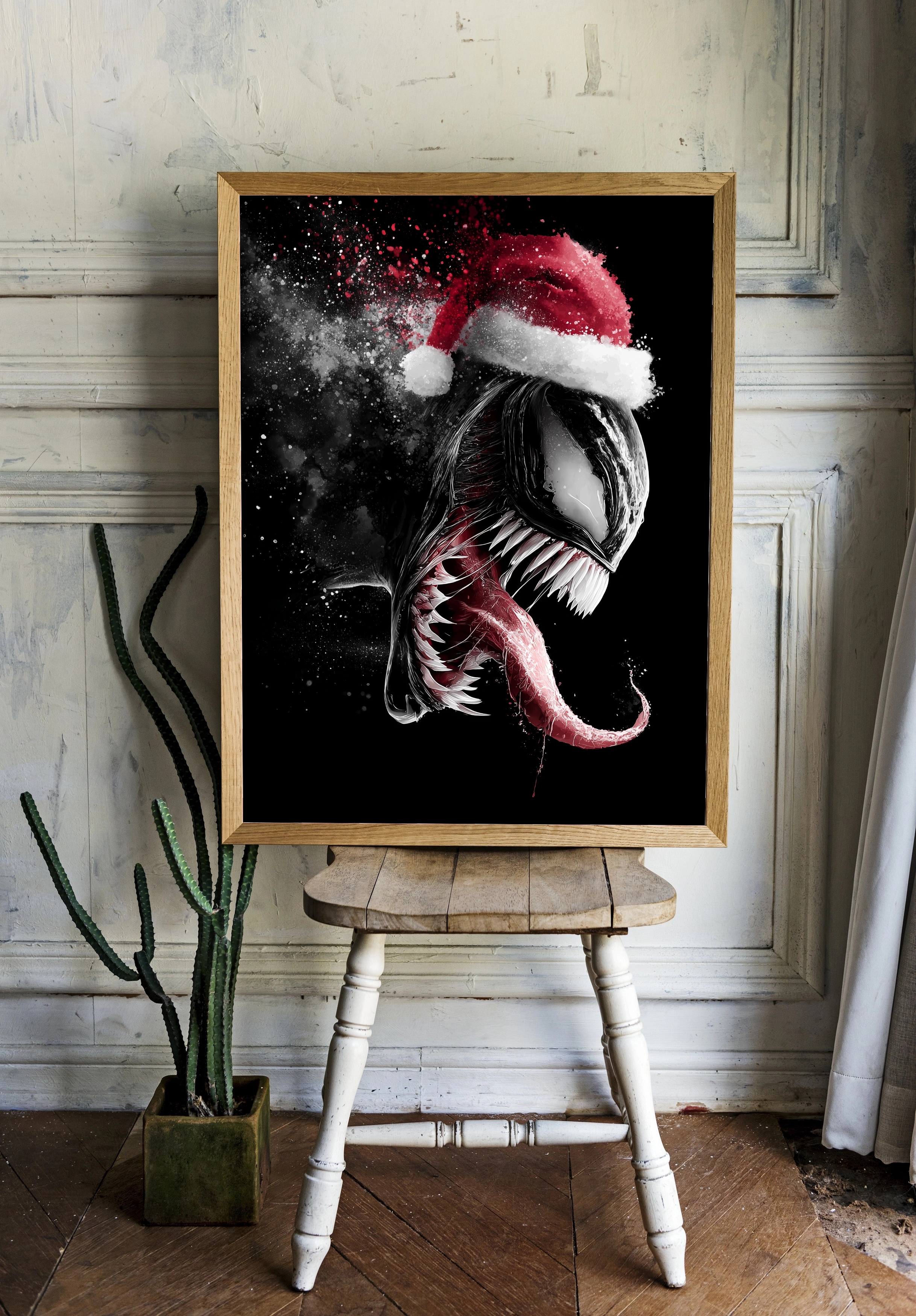 Веном в новогоднем колпаке - 2